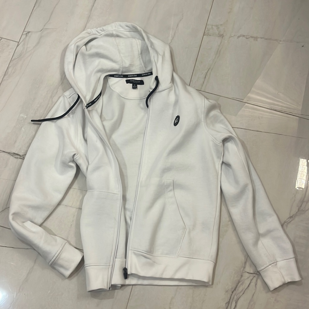 Brand New Kenneth Cole Sweater
